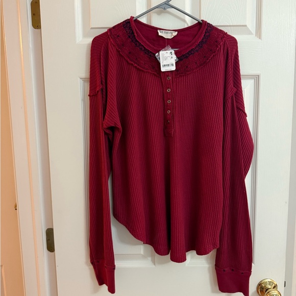 Free People / We the Free Holly Henley NWT - Picture 5 of 9